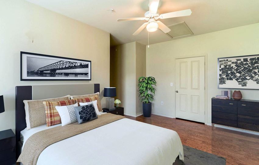 Highland Hills Apartments, 3131 Simpson Stuart Road, Dallas, TX RentCafe